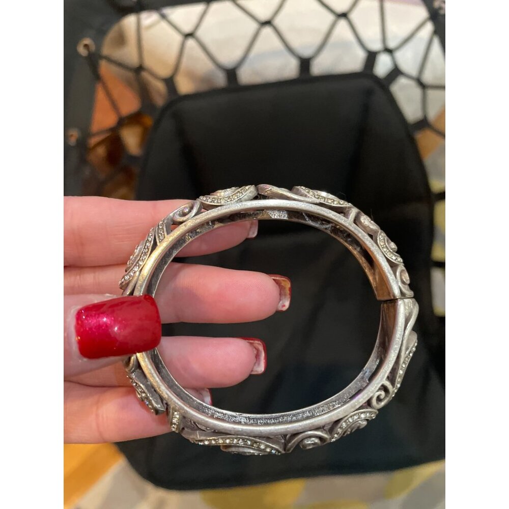 This is a Brighton Anahita silver-plated scrolled hinged bangle bracelet with Sw - Picture 3 of 8